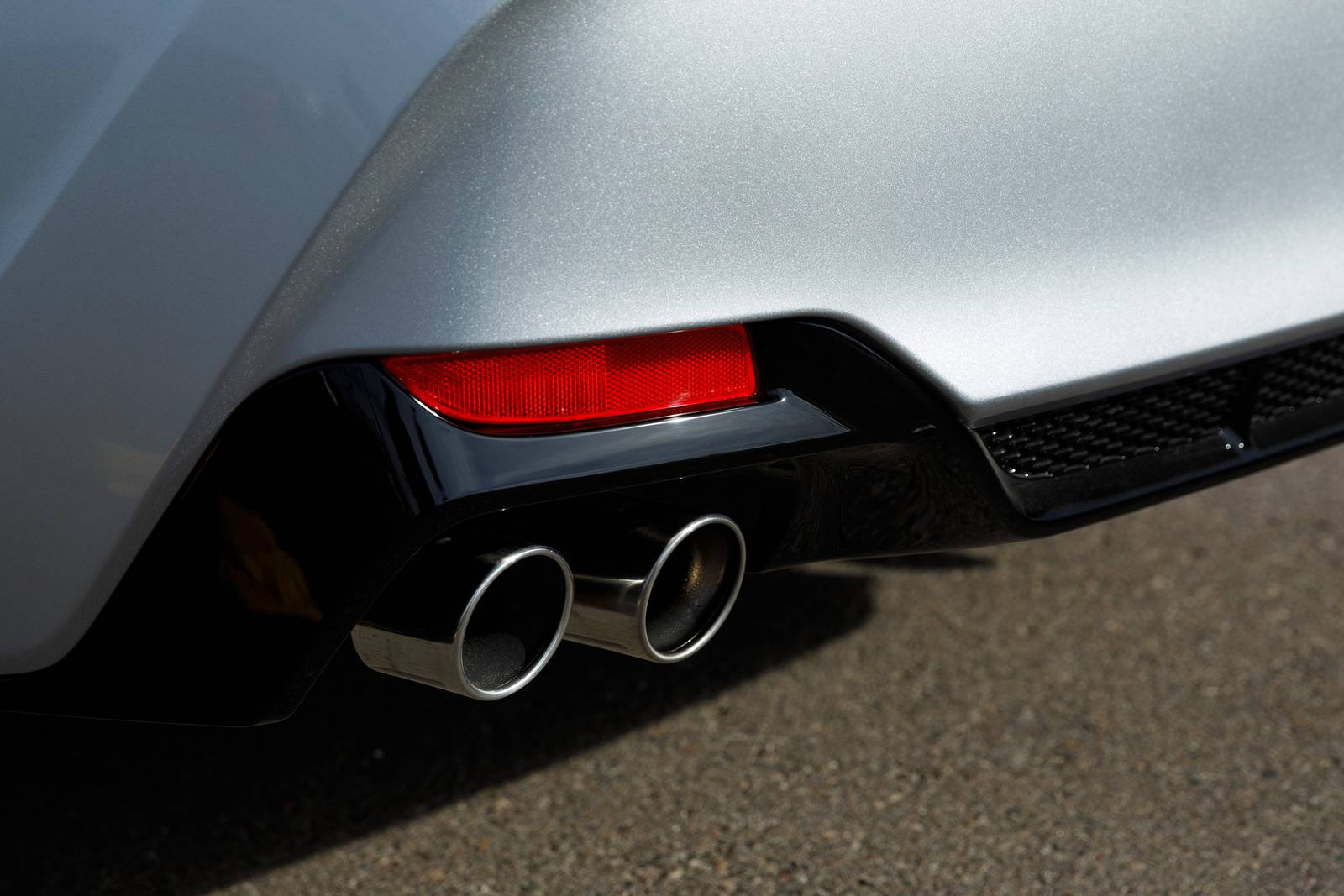 2020 Toyota Avalon exterior EDETAIL