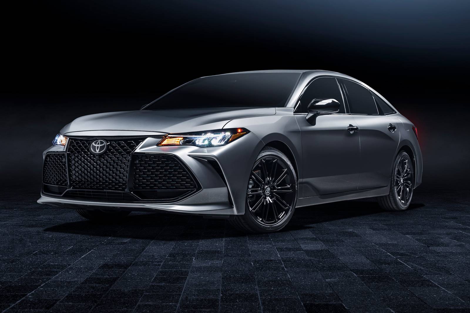 2021 Toyota Avalon XSE Nightshade Sedan Exterior