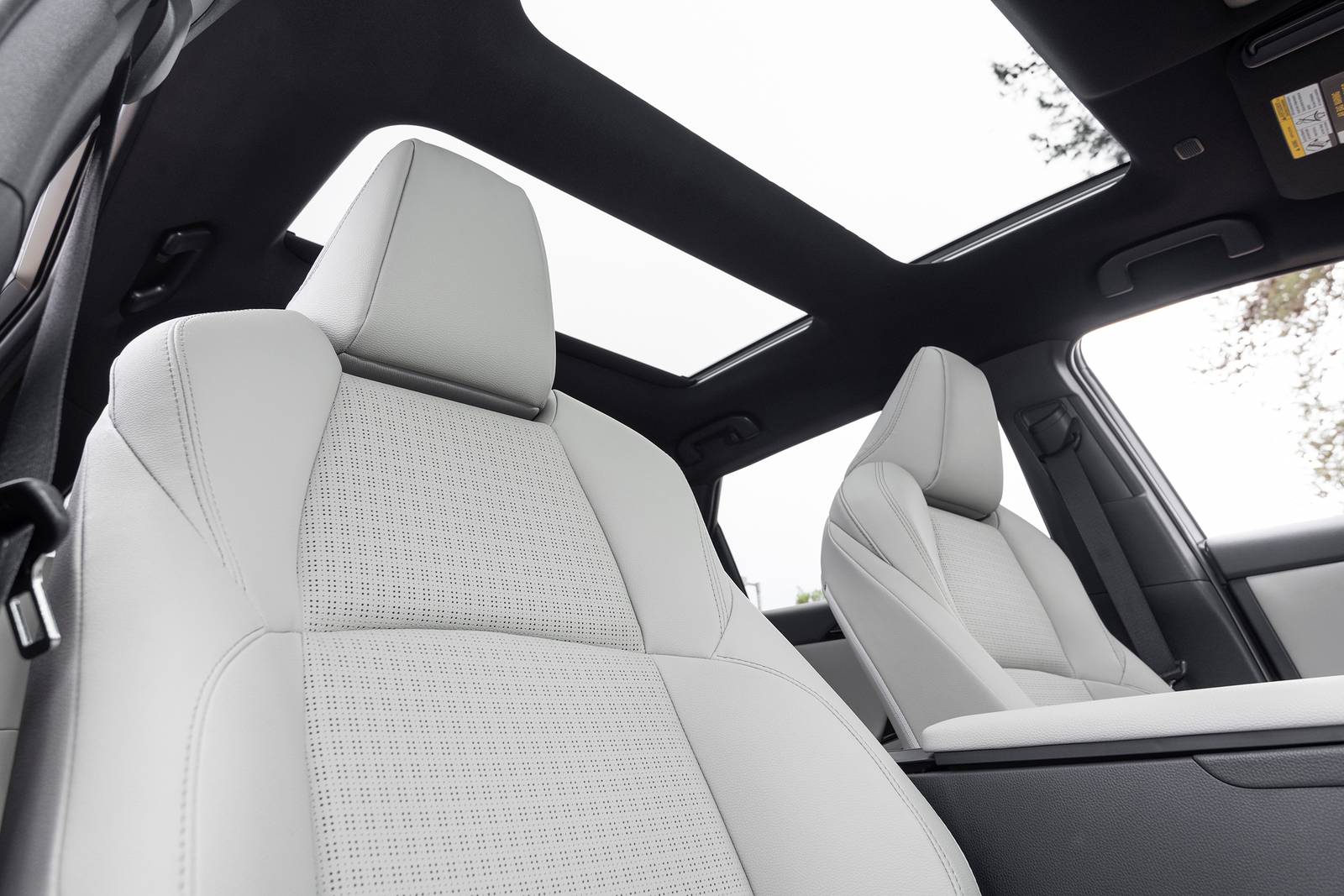 2025 Toyota bZ4X interior DETAIL