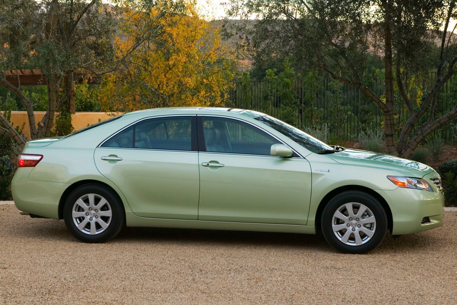 2007 Toyota Camry Hybrid Sedan Exterior