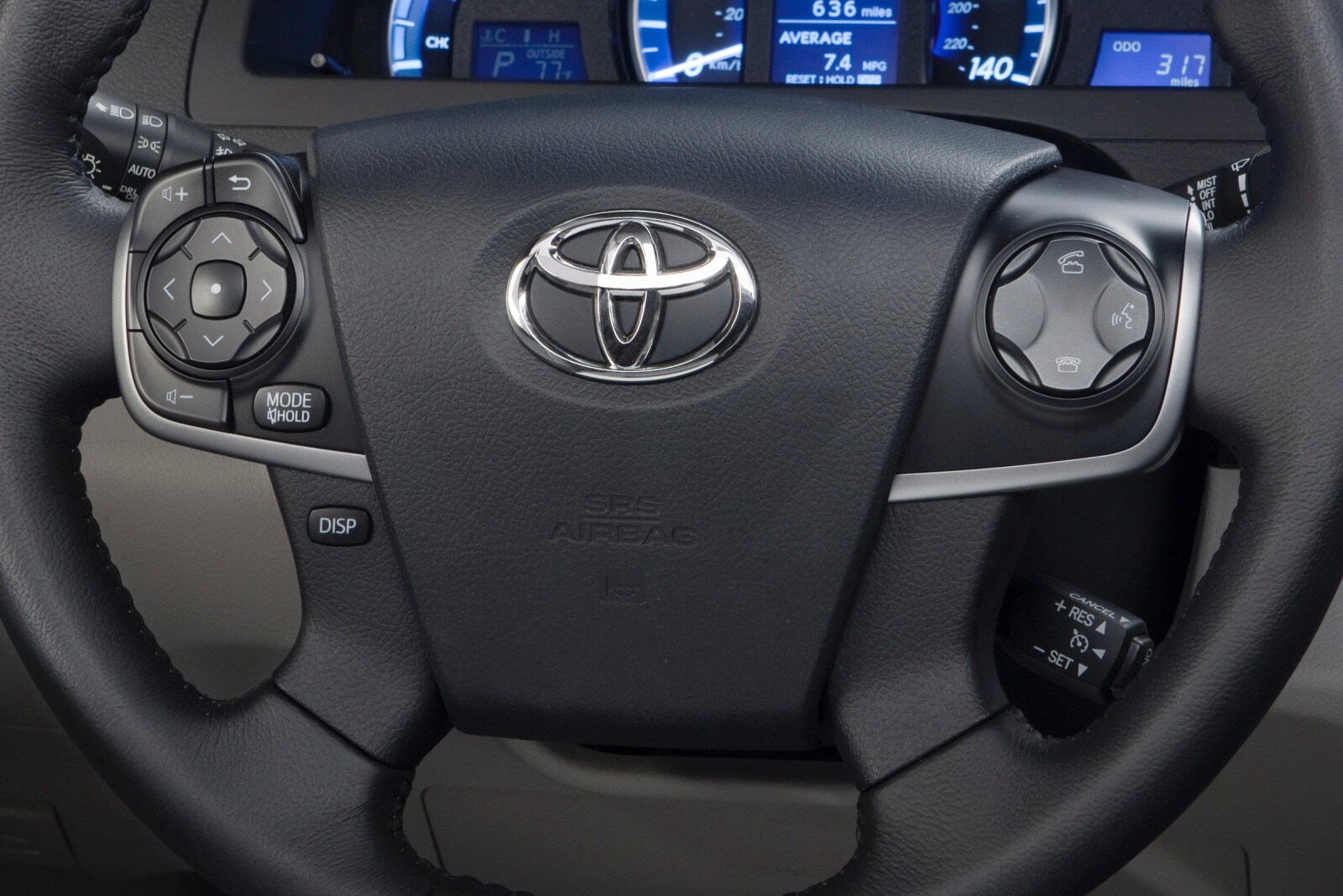 2014 Toyota Camry interior SWD