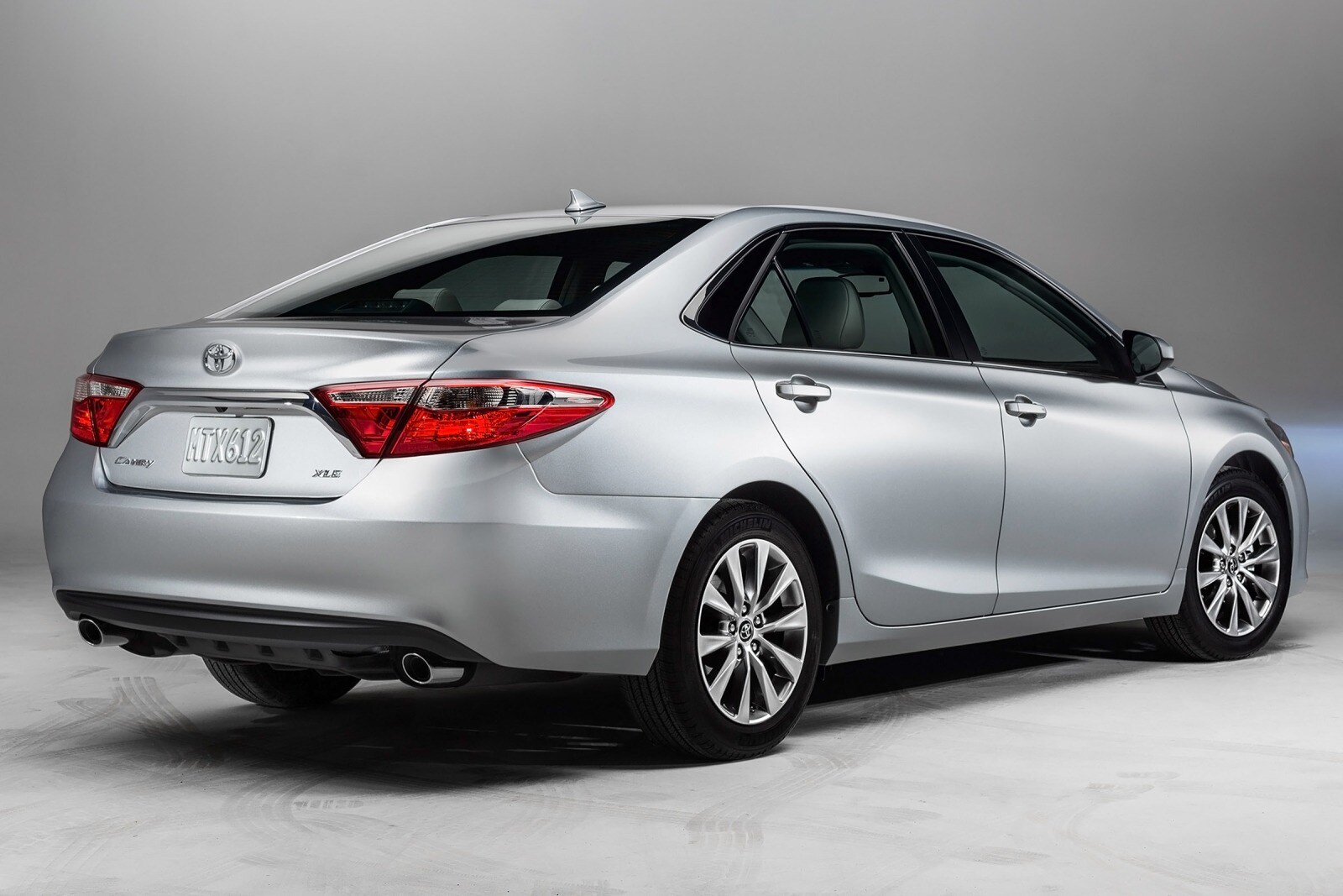 2015 Toyota Camry exterior F