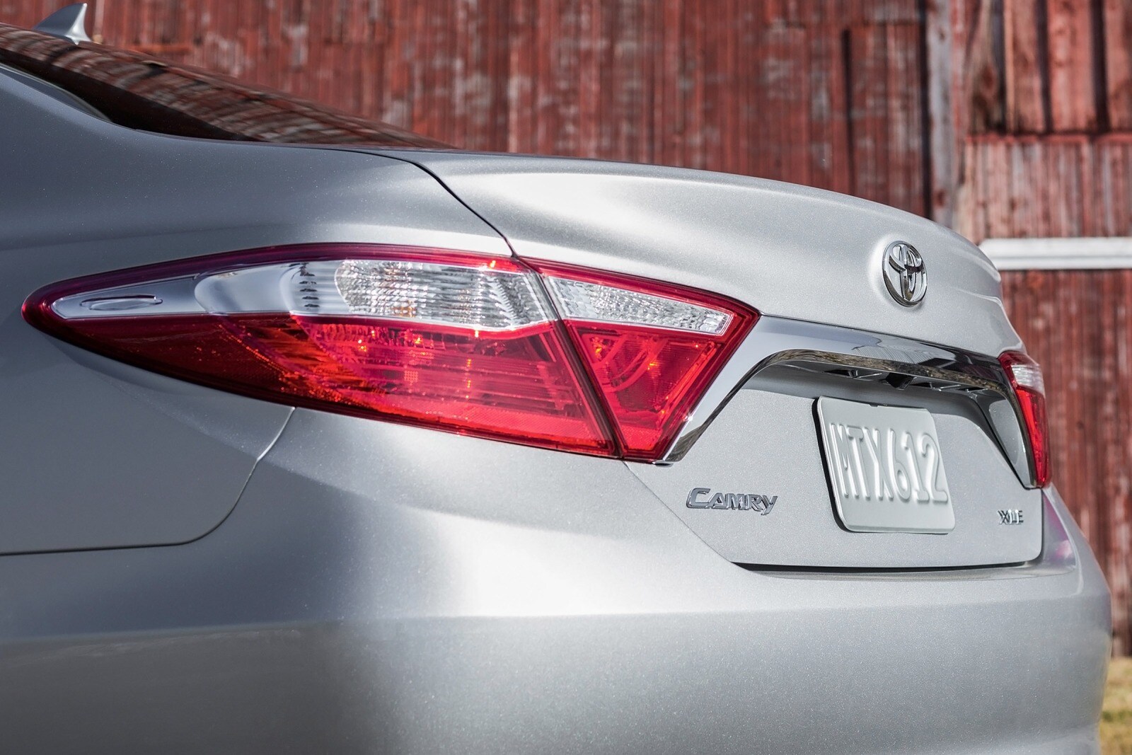 2015 Toyota Camry exterior RBDG