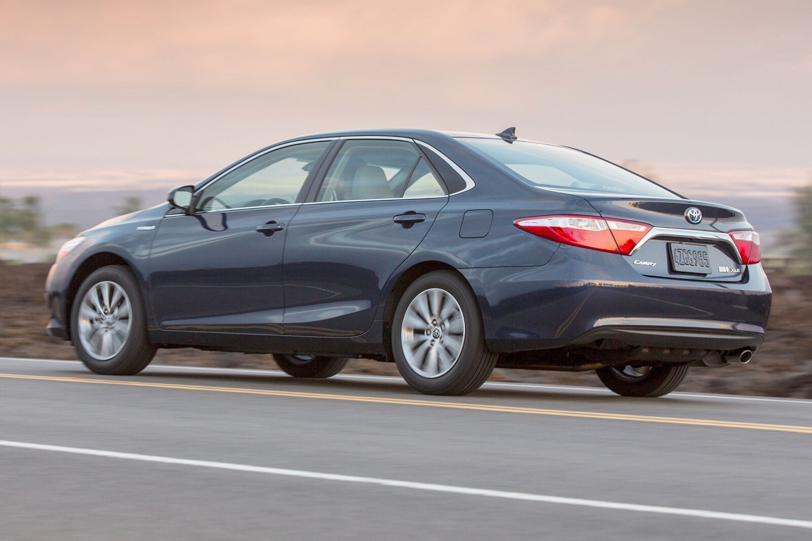 2016 Toyota Camry exterior FQ