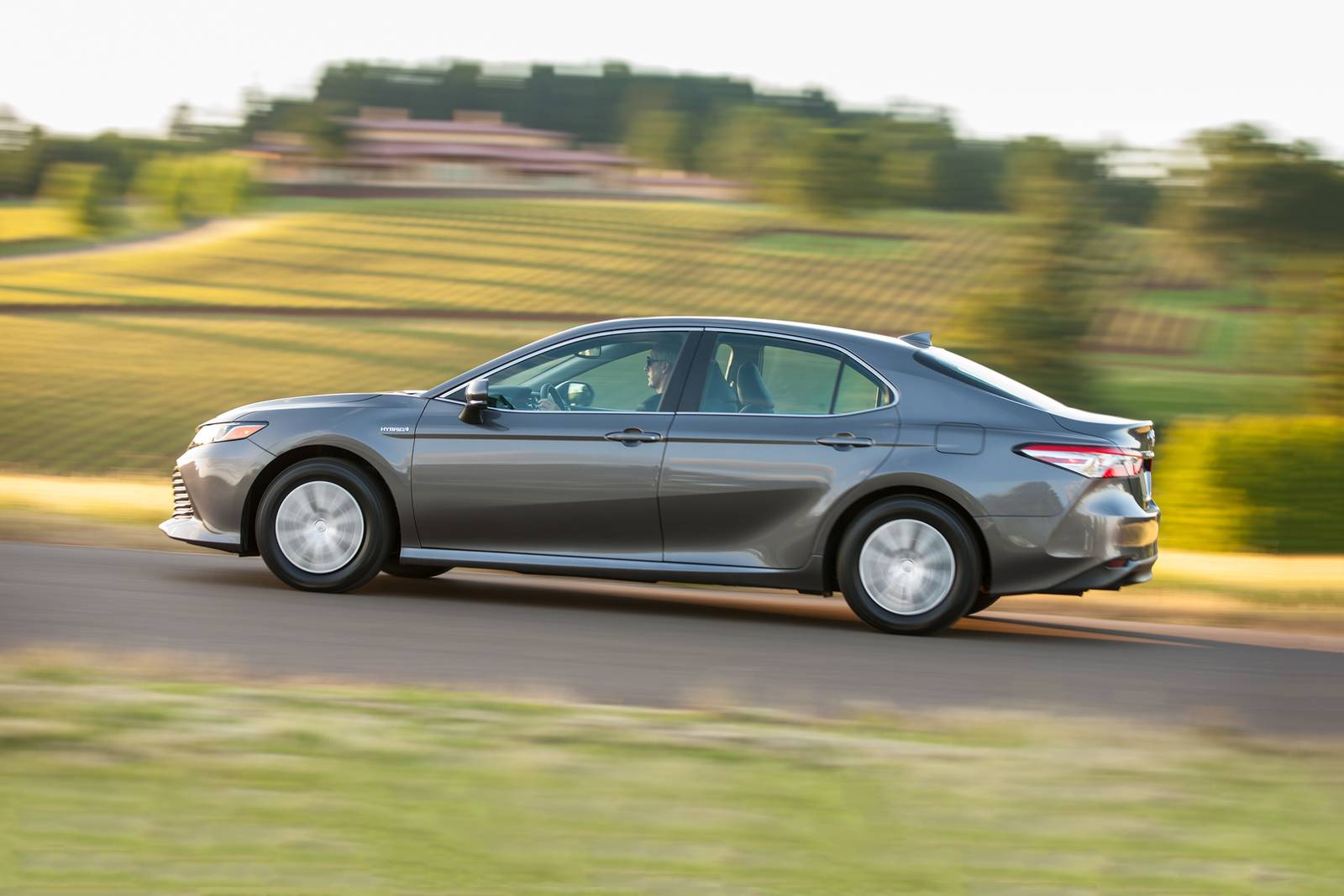 2018 Toyota Camry exterior S