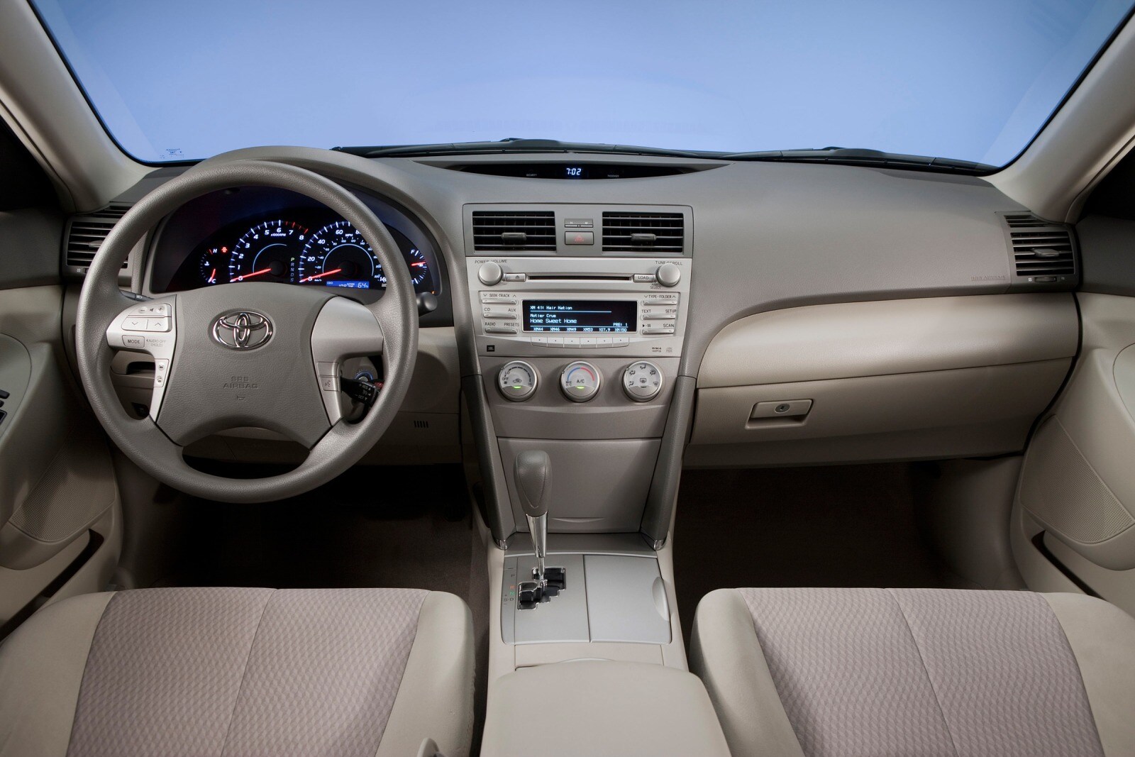 2010 Toyota Camry Hybrid interior D