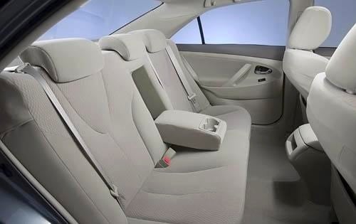 2011 Toyota Camry interior RI