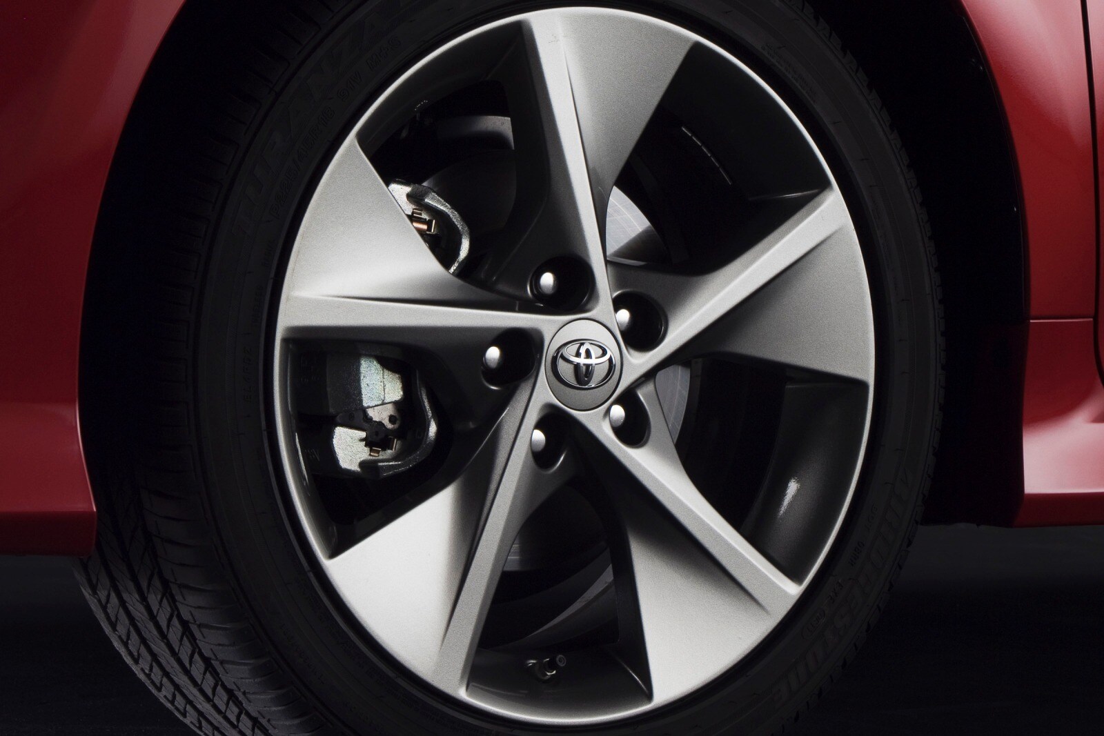 2014 Toyota Camry exterior W