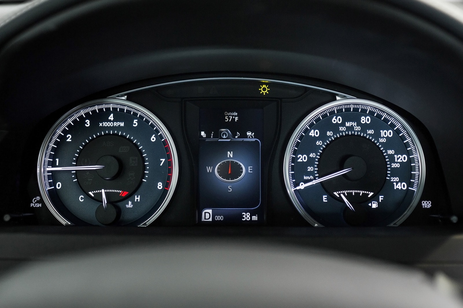 2016 Toyota Camry interior G