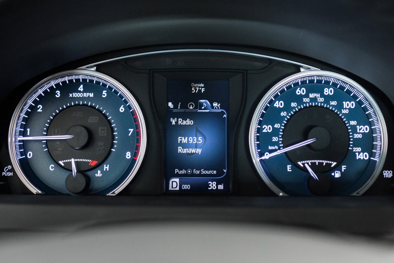 2016 Toyota Camry interior G