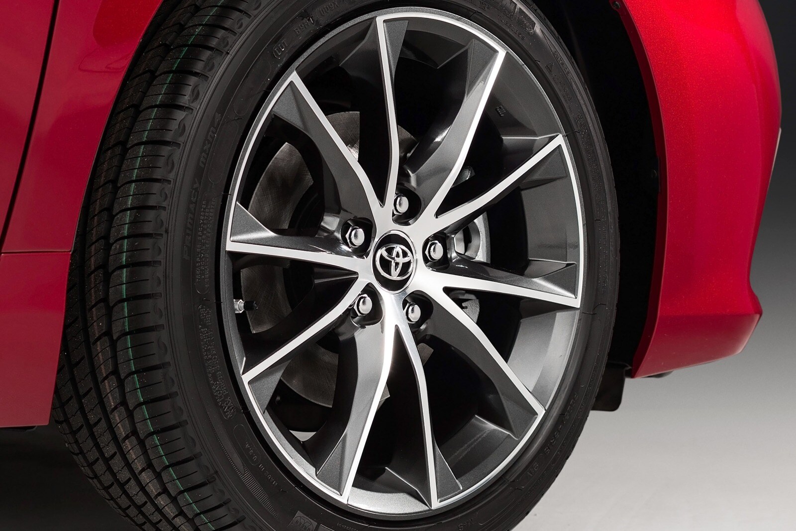 2016 Toyota Camry exterior W