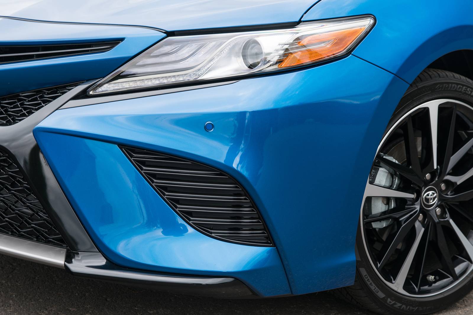 2018 Toyota Camry exterior EDETAIL