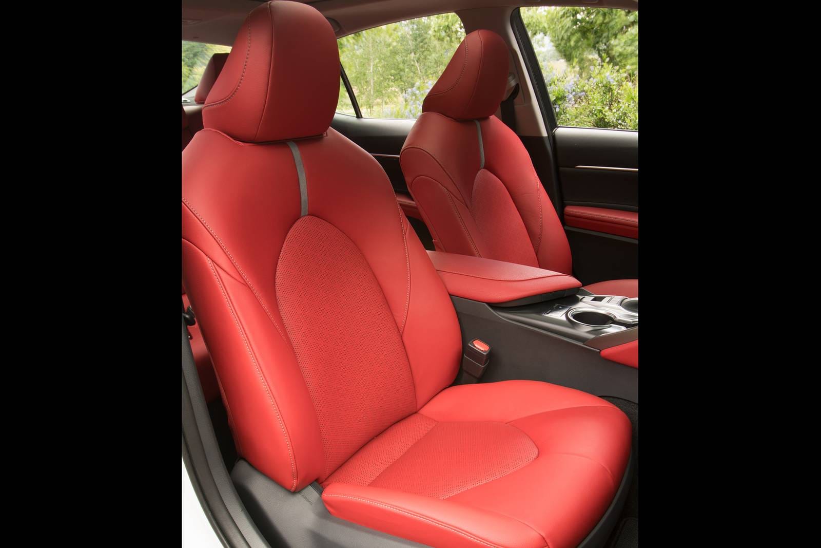 2018 Toyota Camry front safety DETAIL