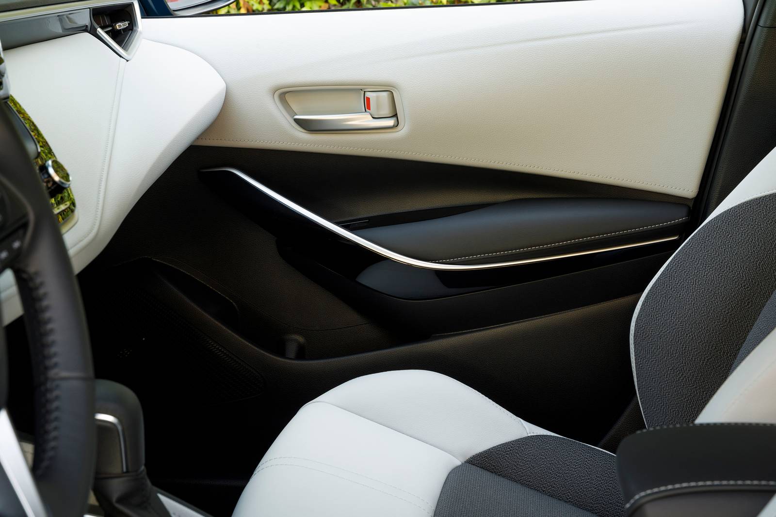 2021 Toyota Corolla front safety DETAIL