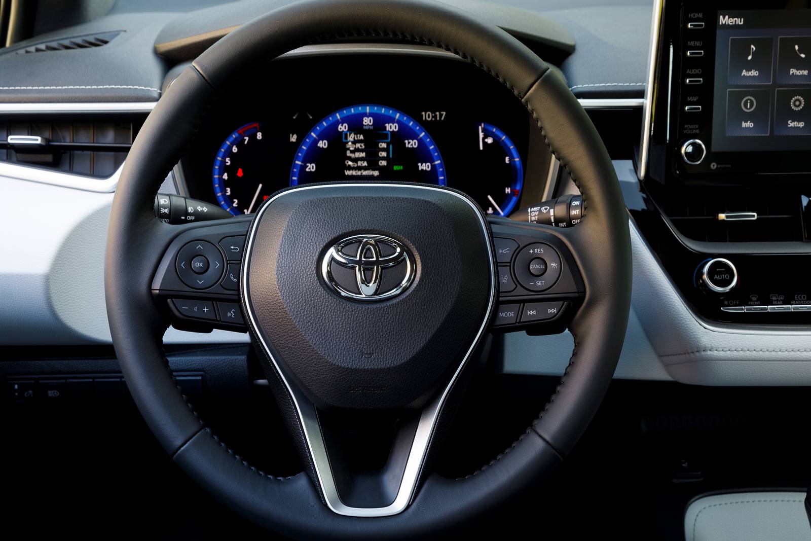2021 Toyota Corolla interior SWD