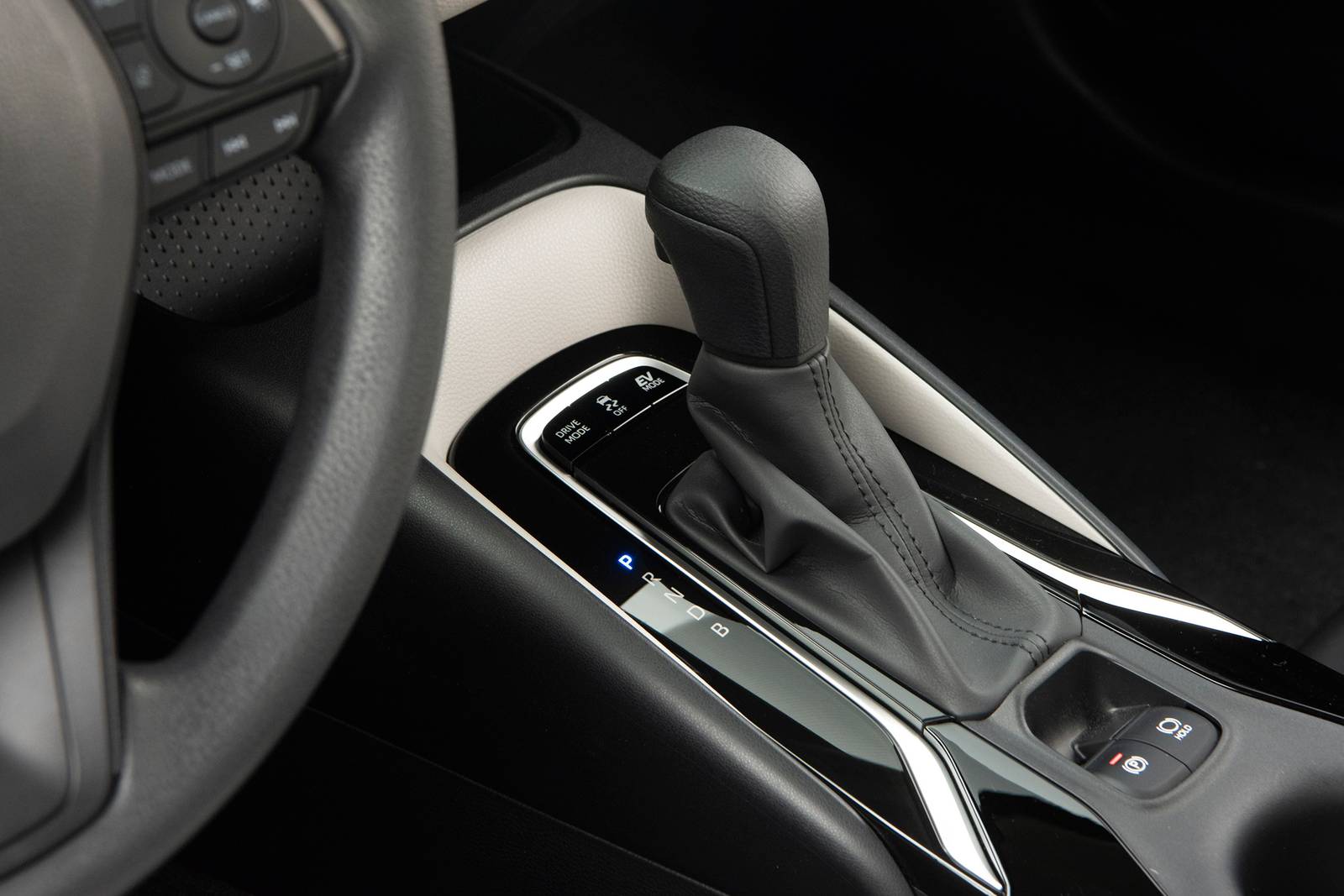 2020 Toyota Corolla interior SHF