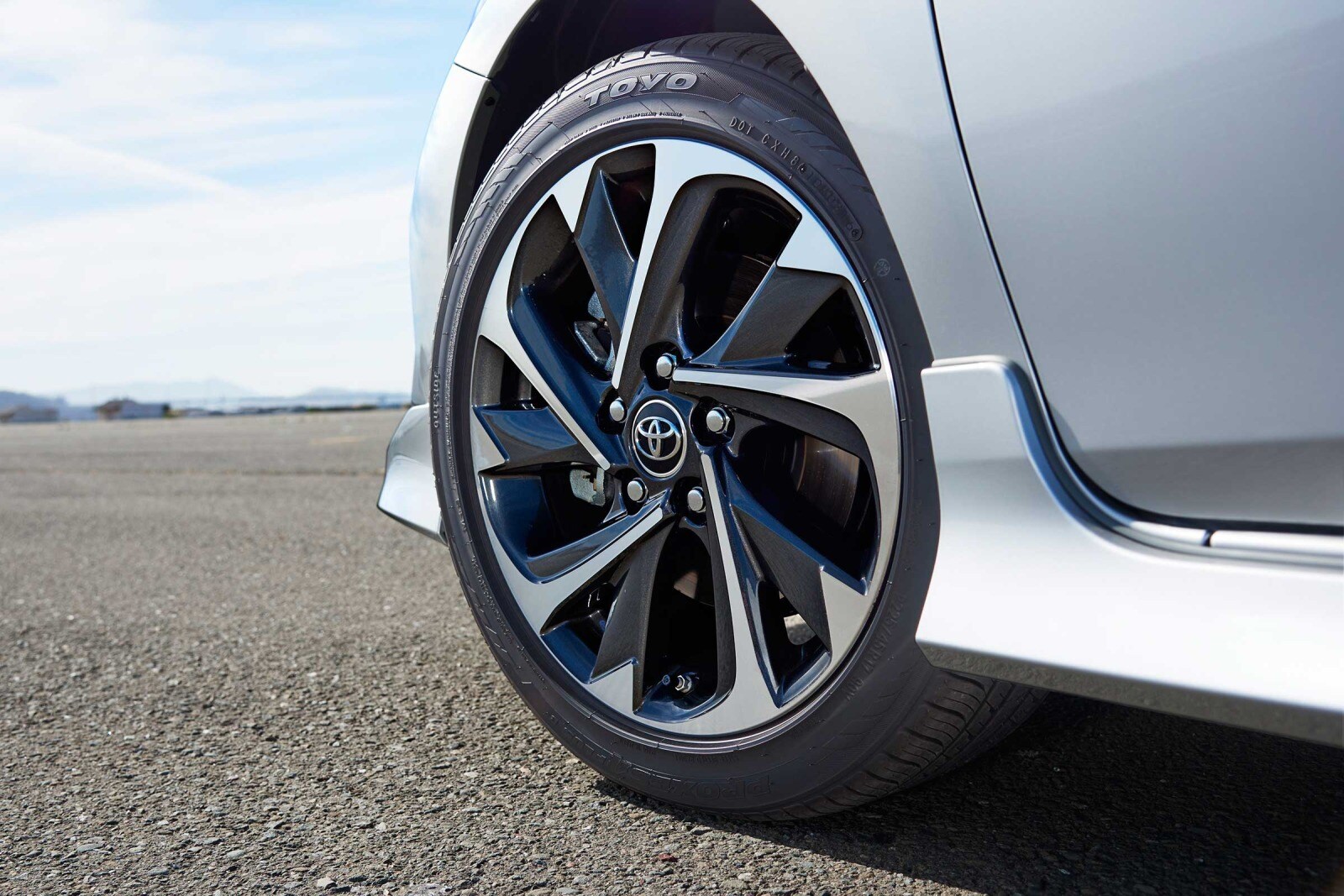 2017 Toyota Corolla exterior W