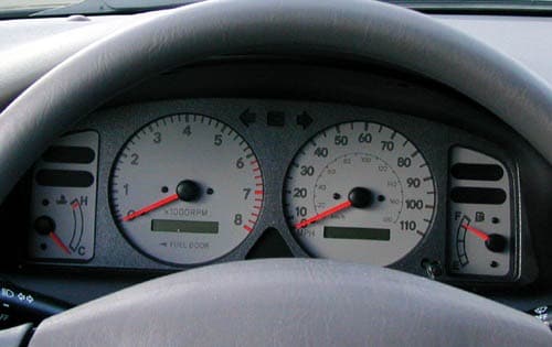 2000 Toyota Corolla interior G