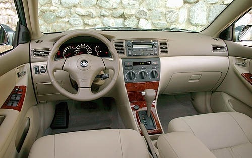 2006 Toyota Corolla interior D