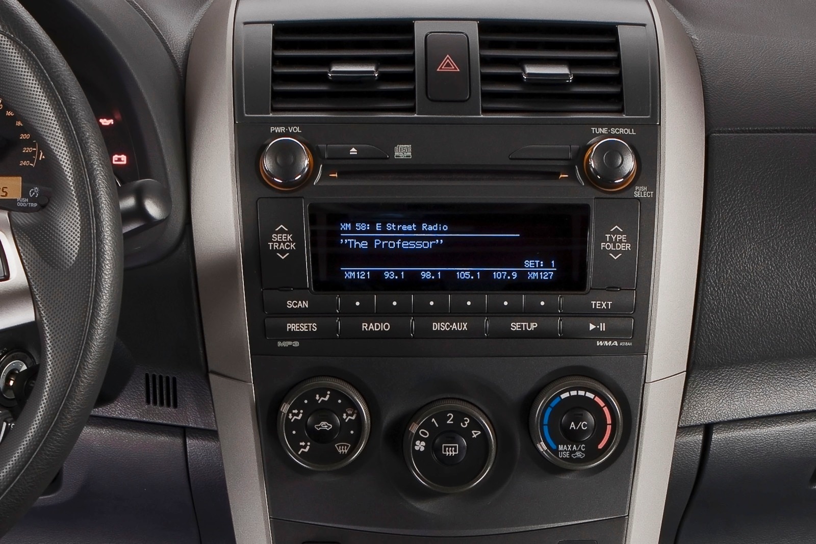 2013 Toyota Corolla interior CC