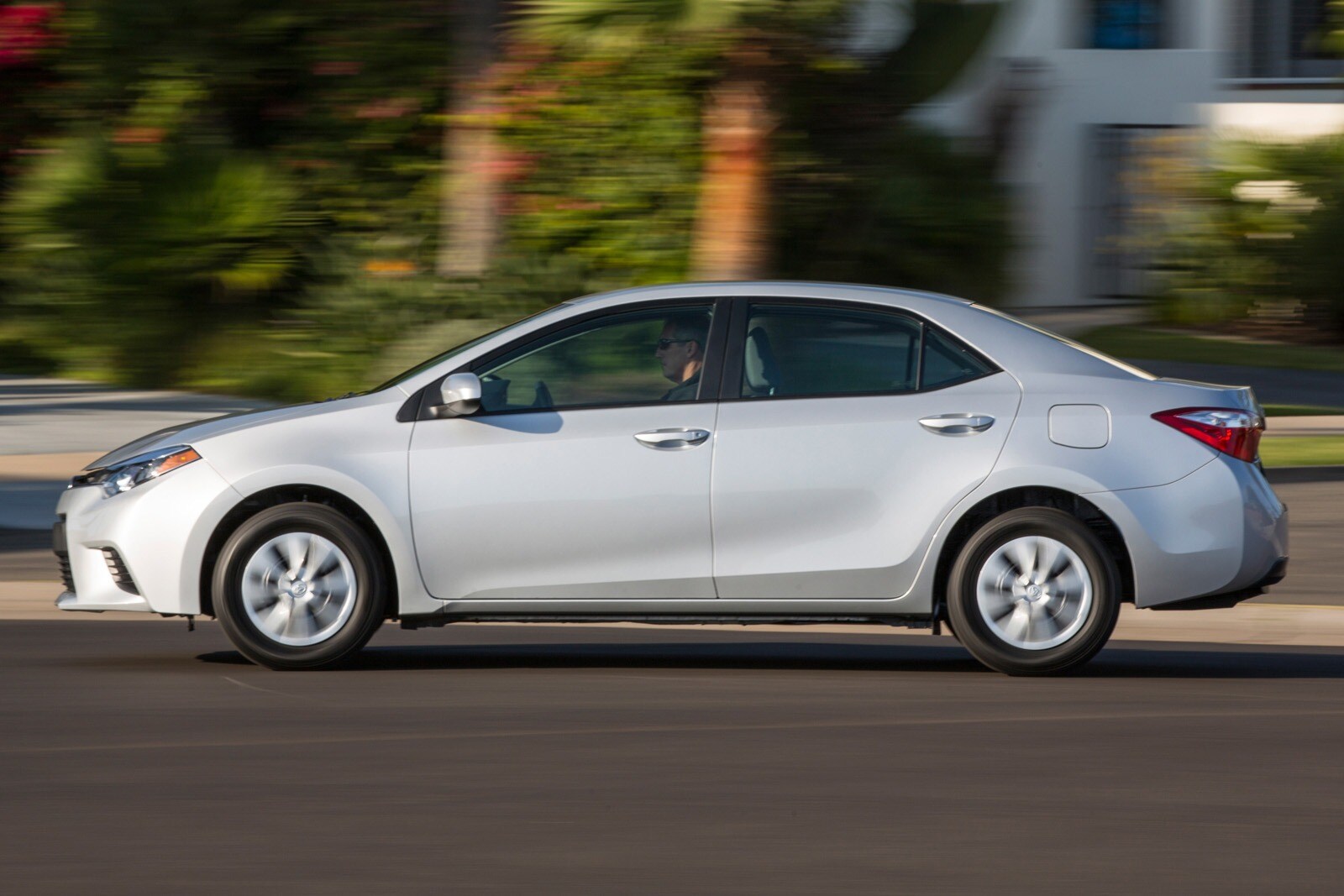 2014 Toyota Corolla exterior FQ