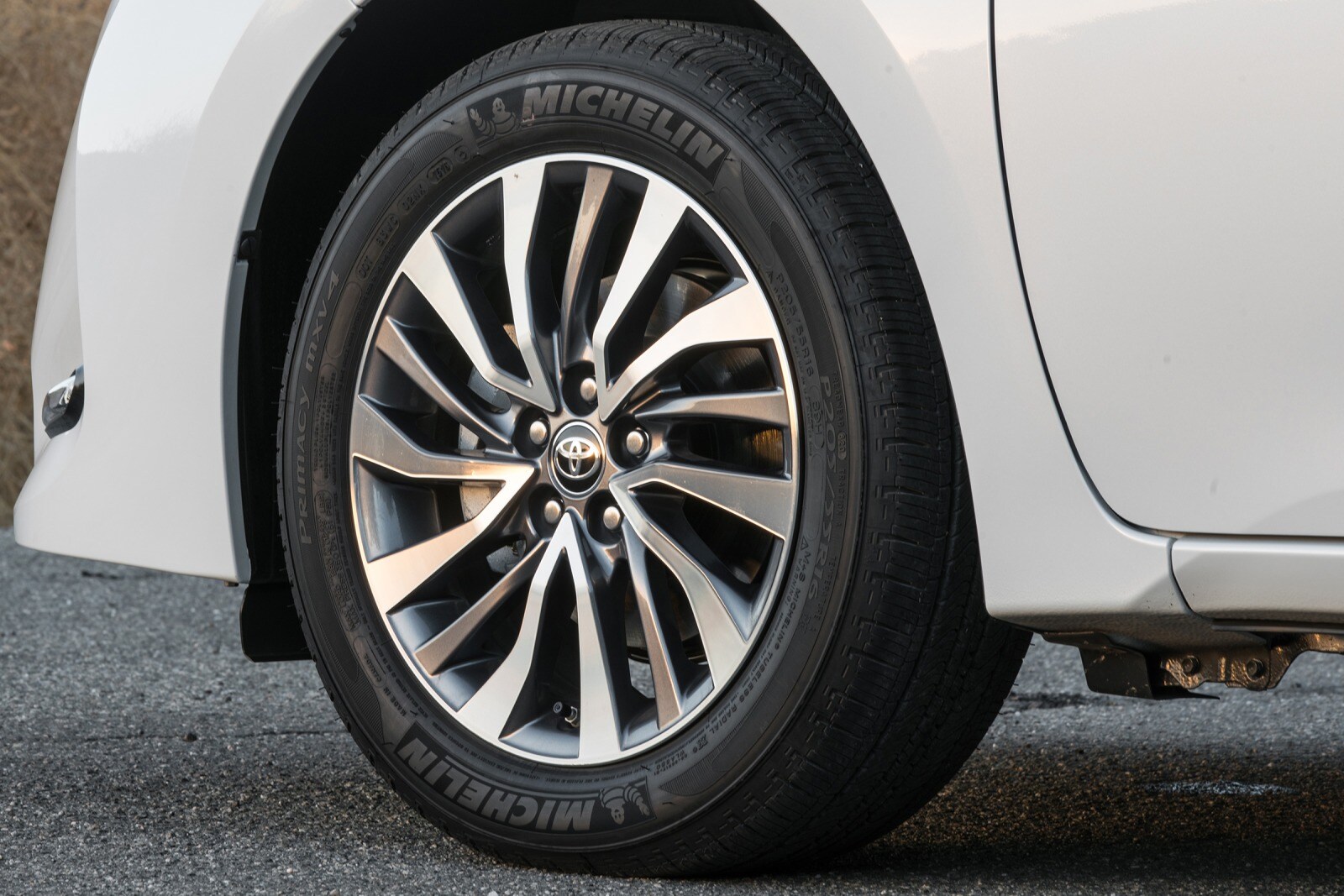 2017 Toyota Corolla exterior W