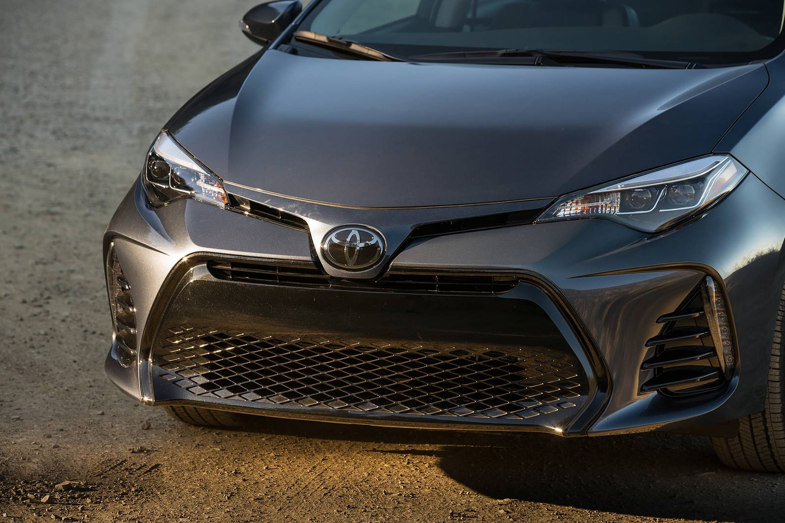 2018 Toyota Corolla exterior FBDG