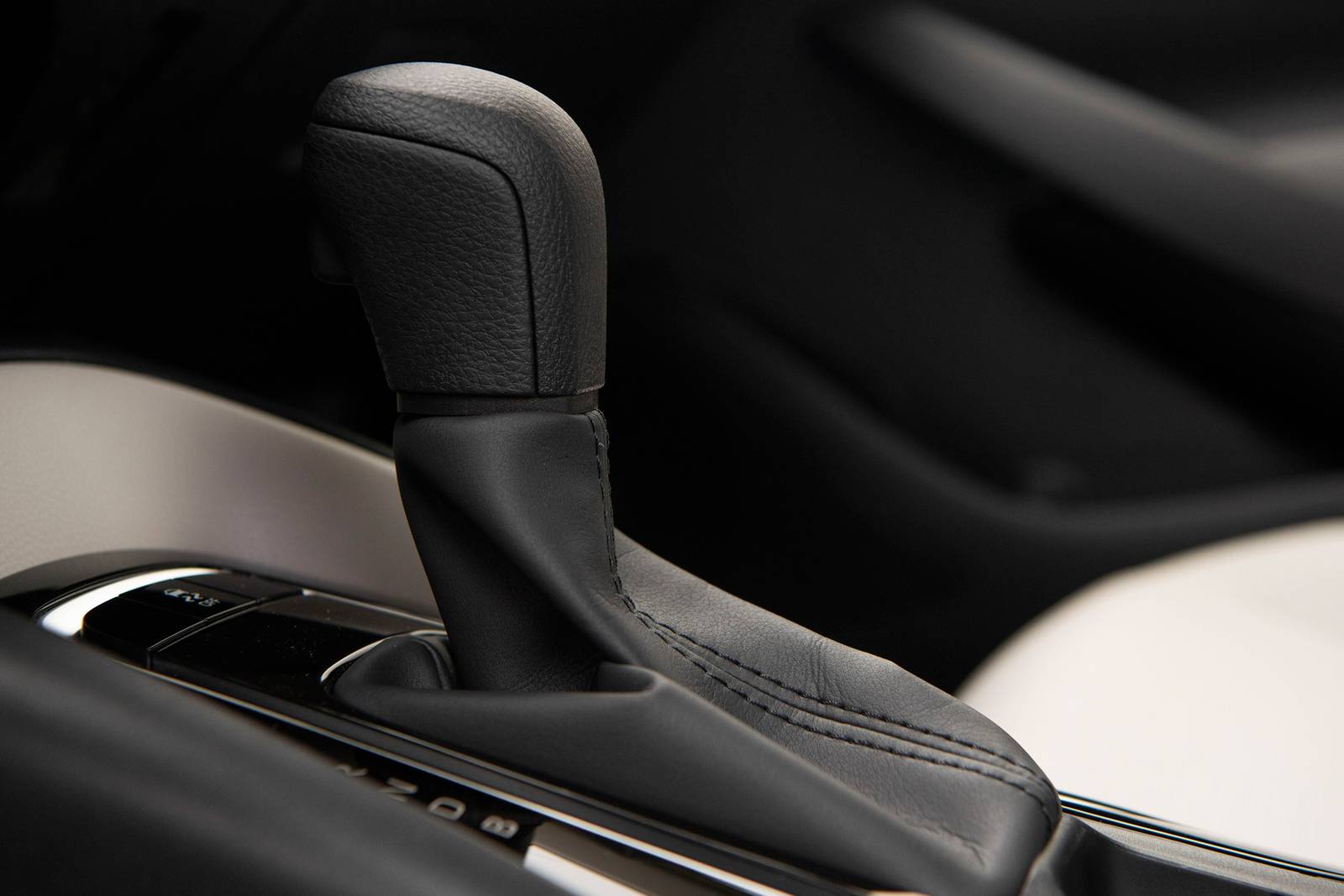 2020 Toyota Corolla interior SHF