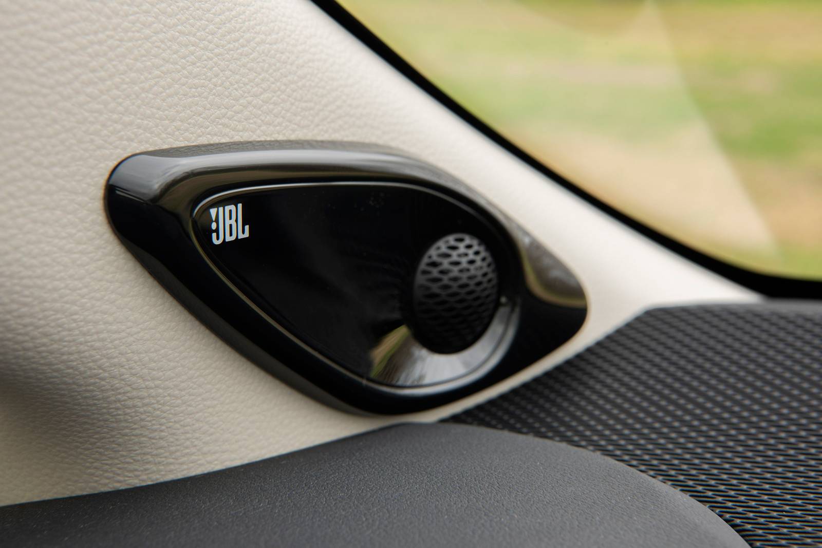 2020 Toyota Corolla interior DETAIL