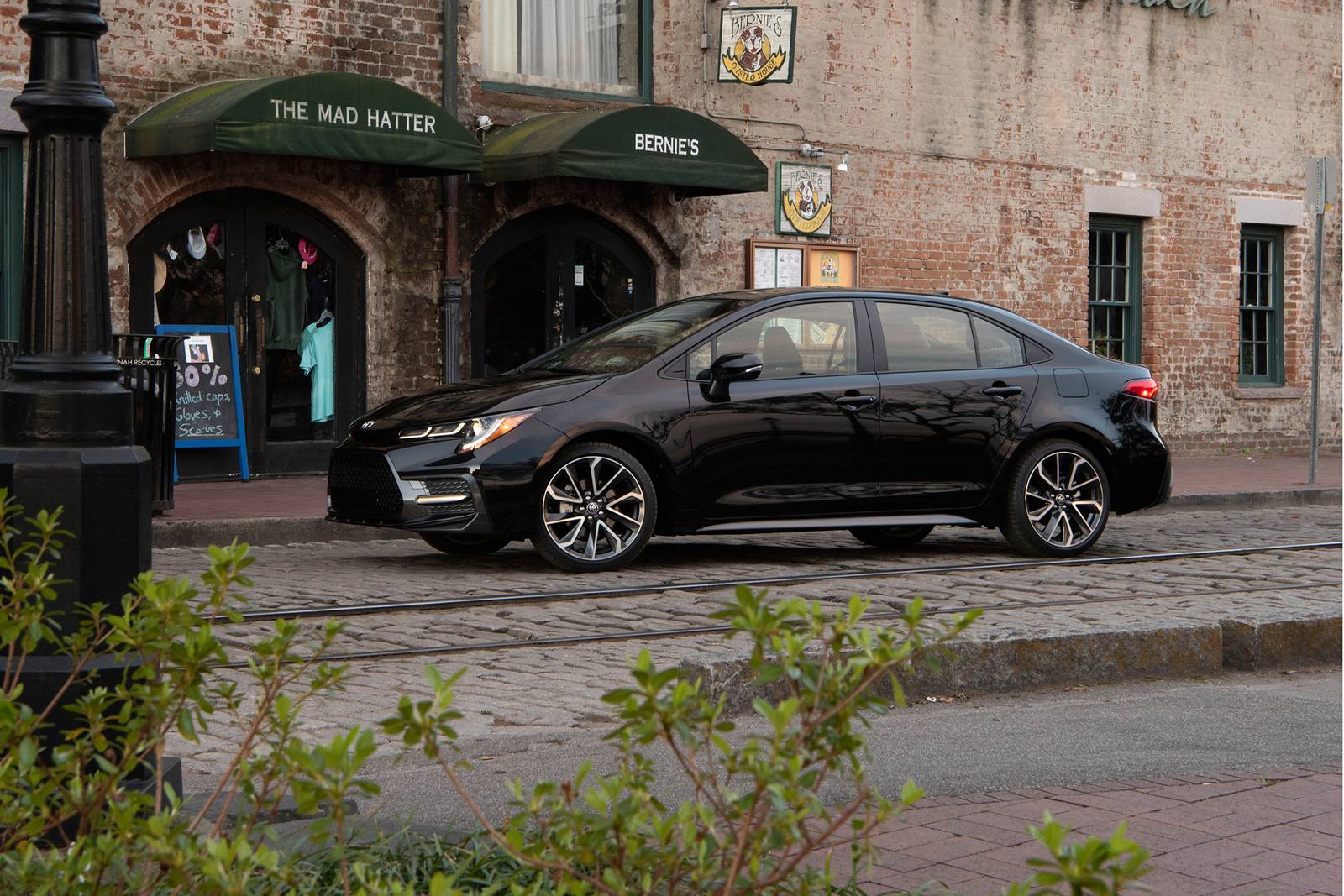 2020 Toyota Corolla exterior LIFE1