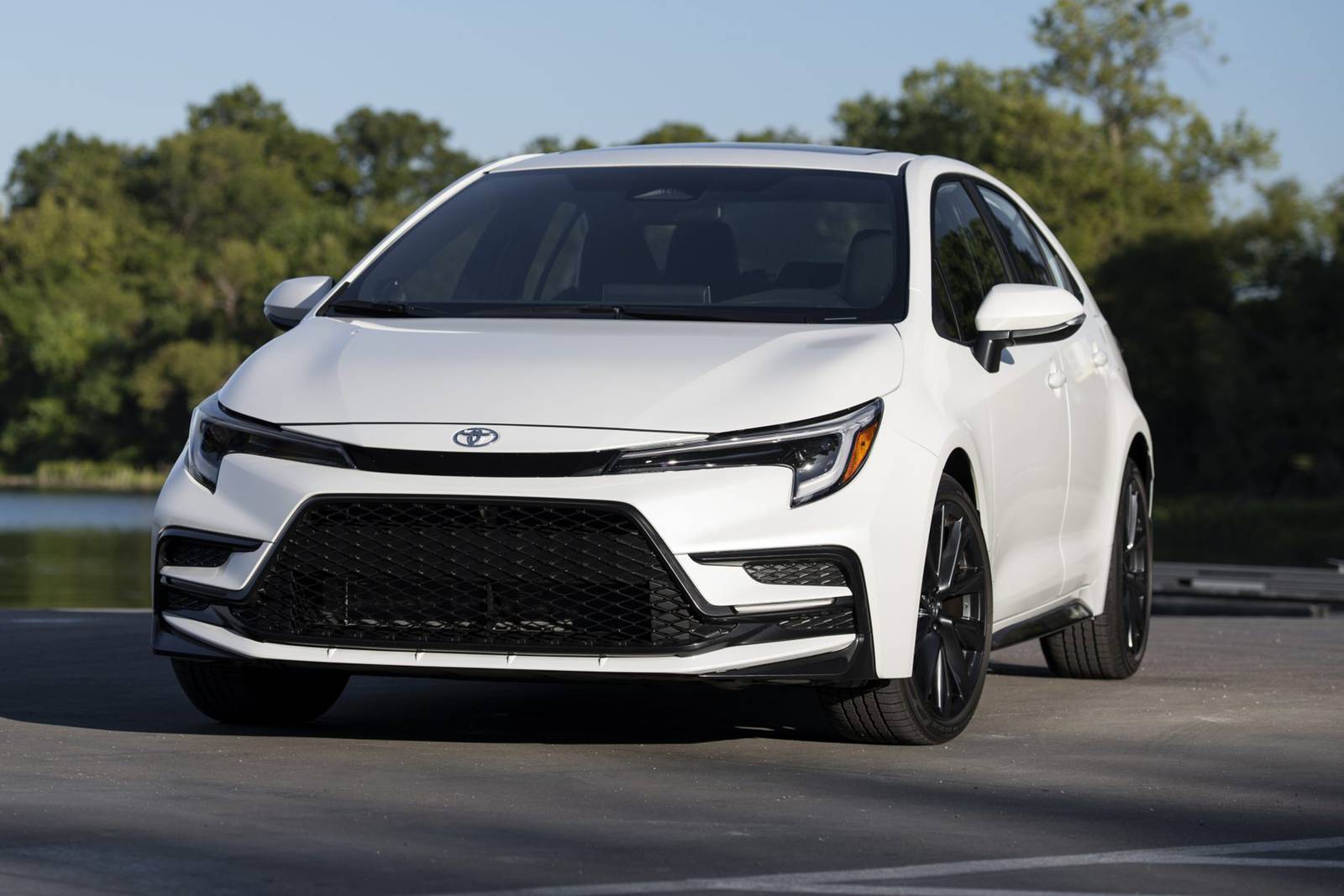 2025 Toyota Corolla exterior F