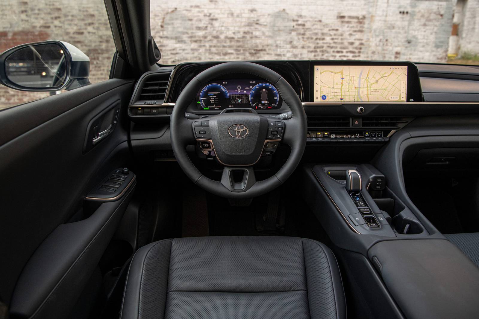 2023 Toyota Crown interior SWD