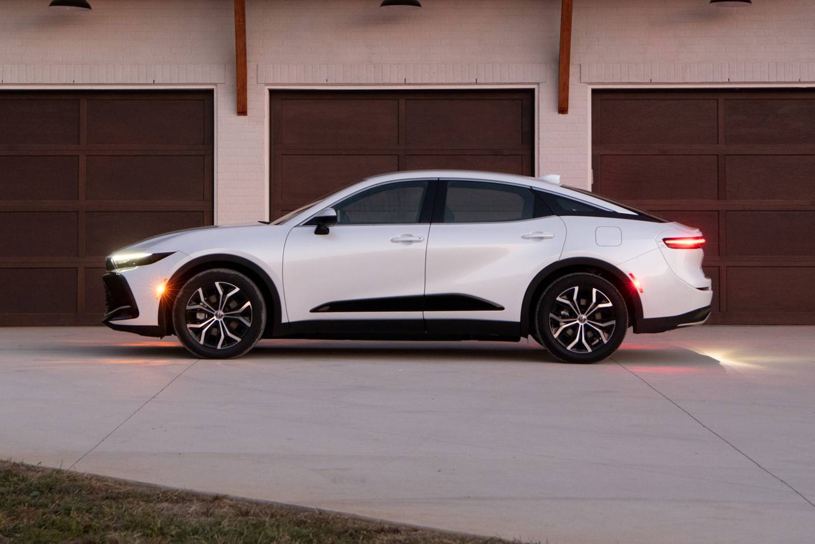 2023 Toyota Crown exterior S