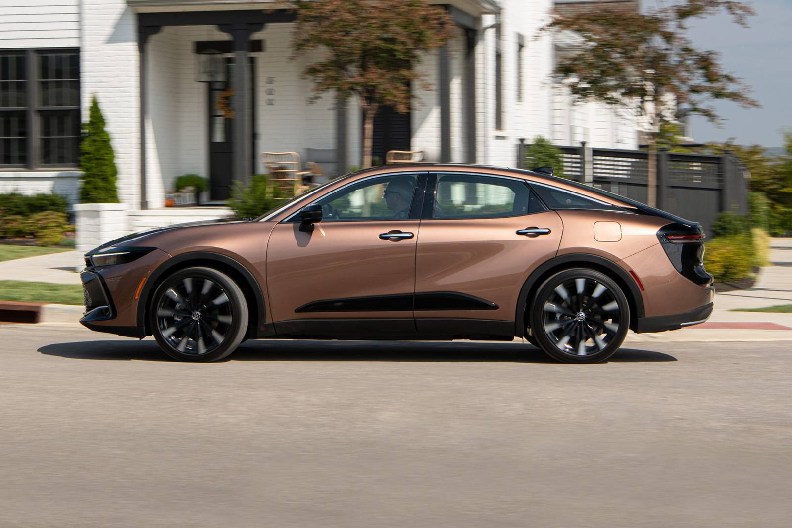 2025 Toyota Crown performance