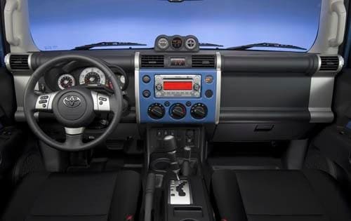 2011 Toyota FJ Cruiser interior D