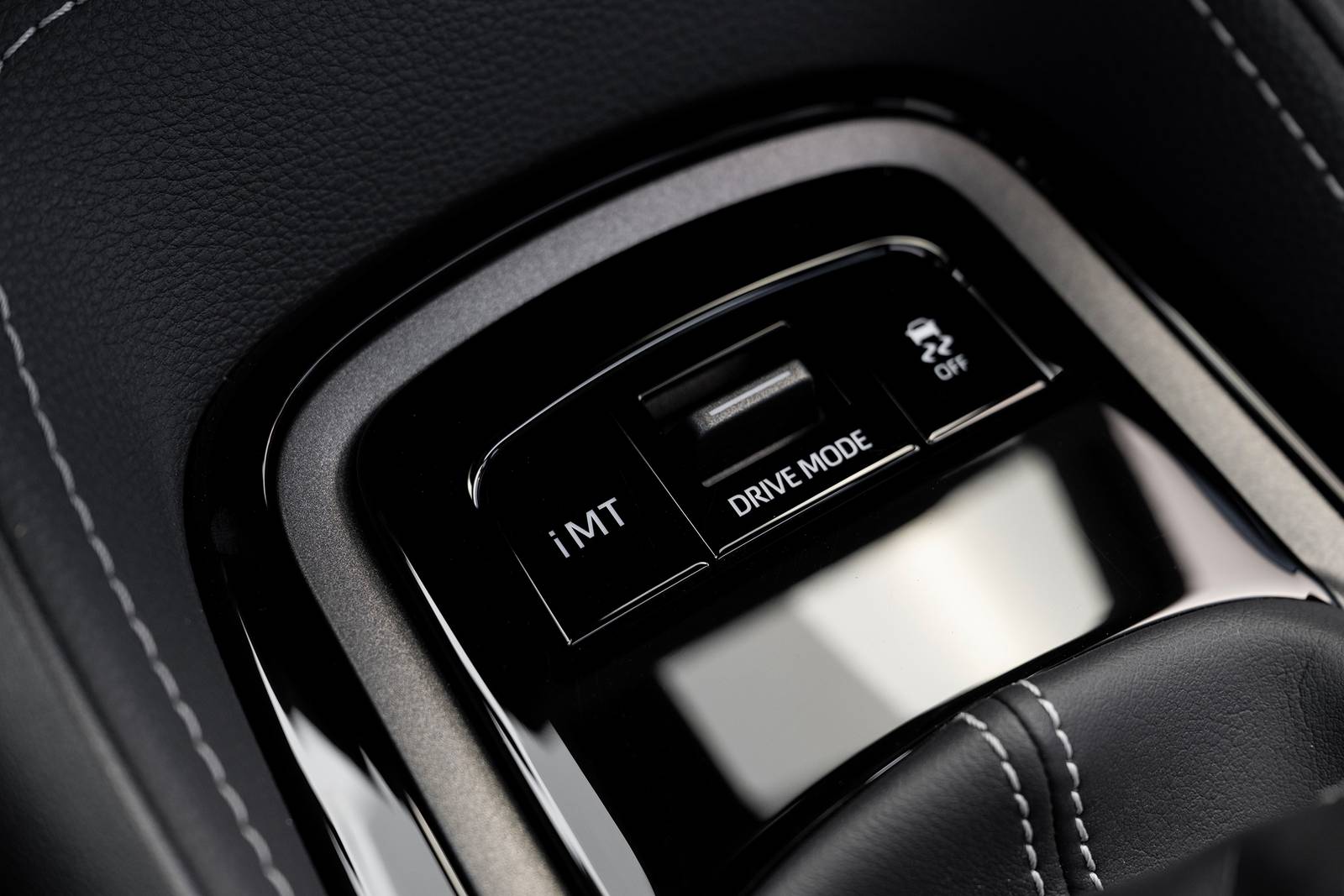 2025 Toyota GR Corolla interior AUXCTRL