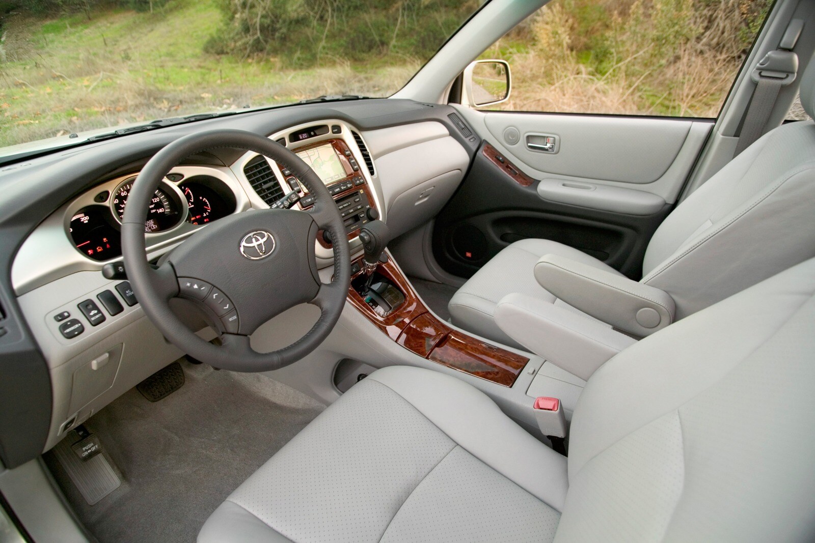 2007 Toyota Highlander interior I