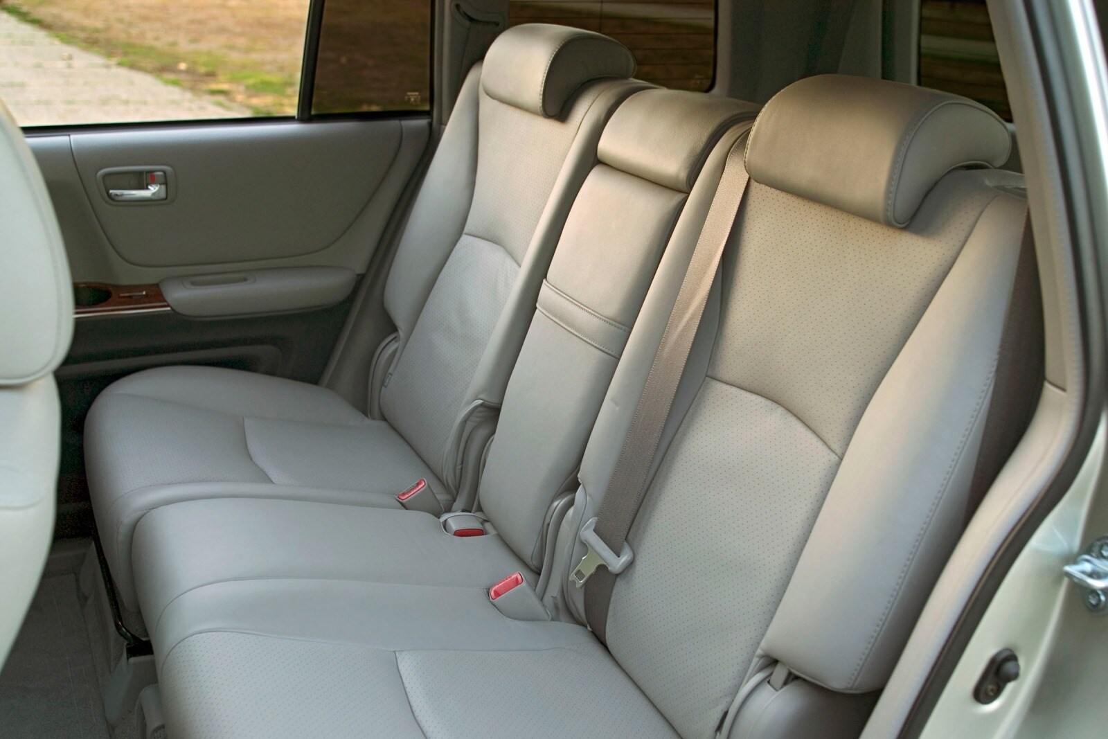 2007 Toyota Highlander interior RI