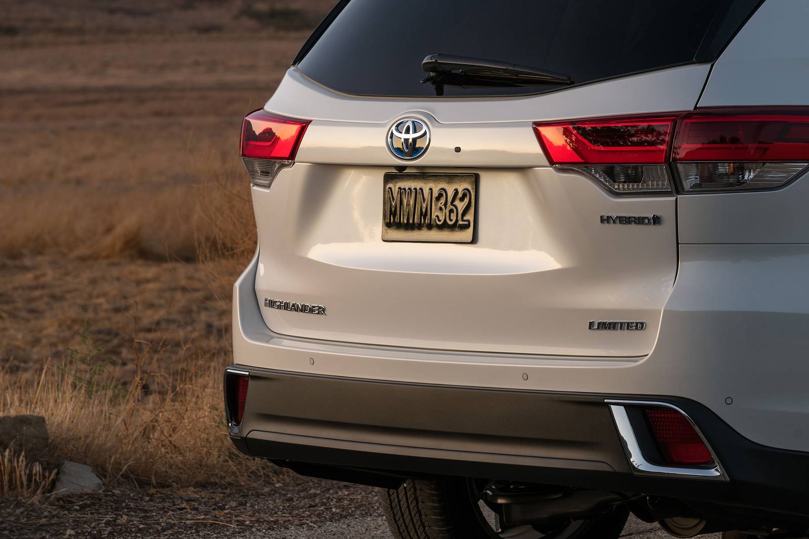 2017 Toyota Highlander exterior RBDG