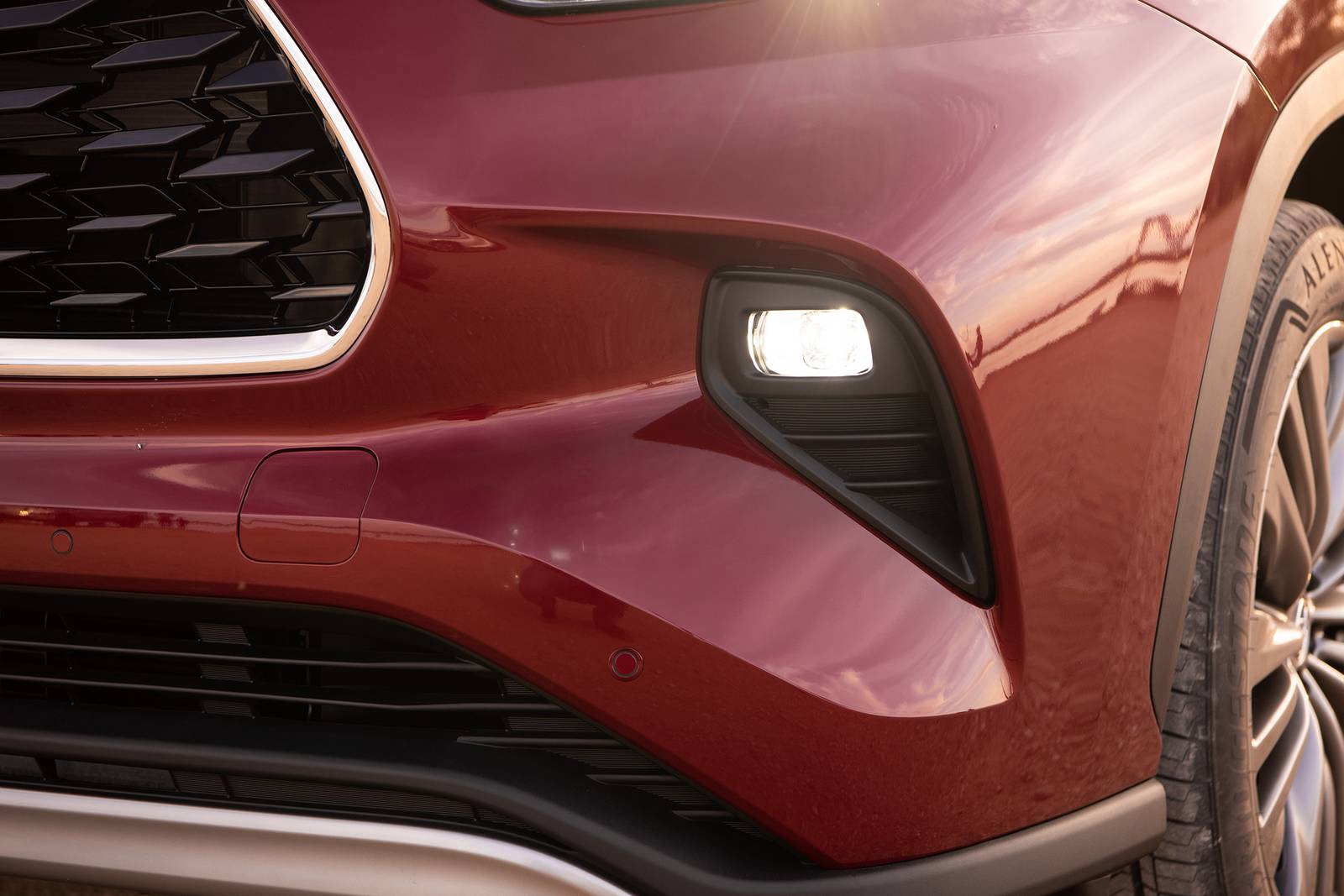 2025 Toyota Highlander exterior FOG