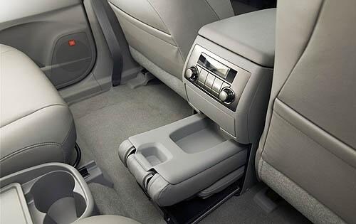 2008 Toyota Highlander front safety DETAIL