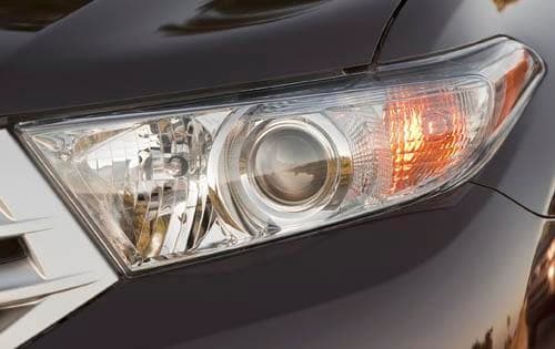 2011 Toyota Highlander interior DETAIL