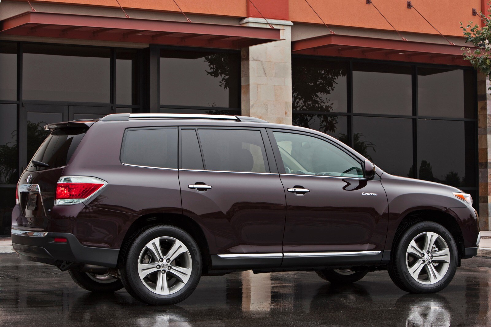 2013 Toyota Highlander exterior F