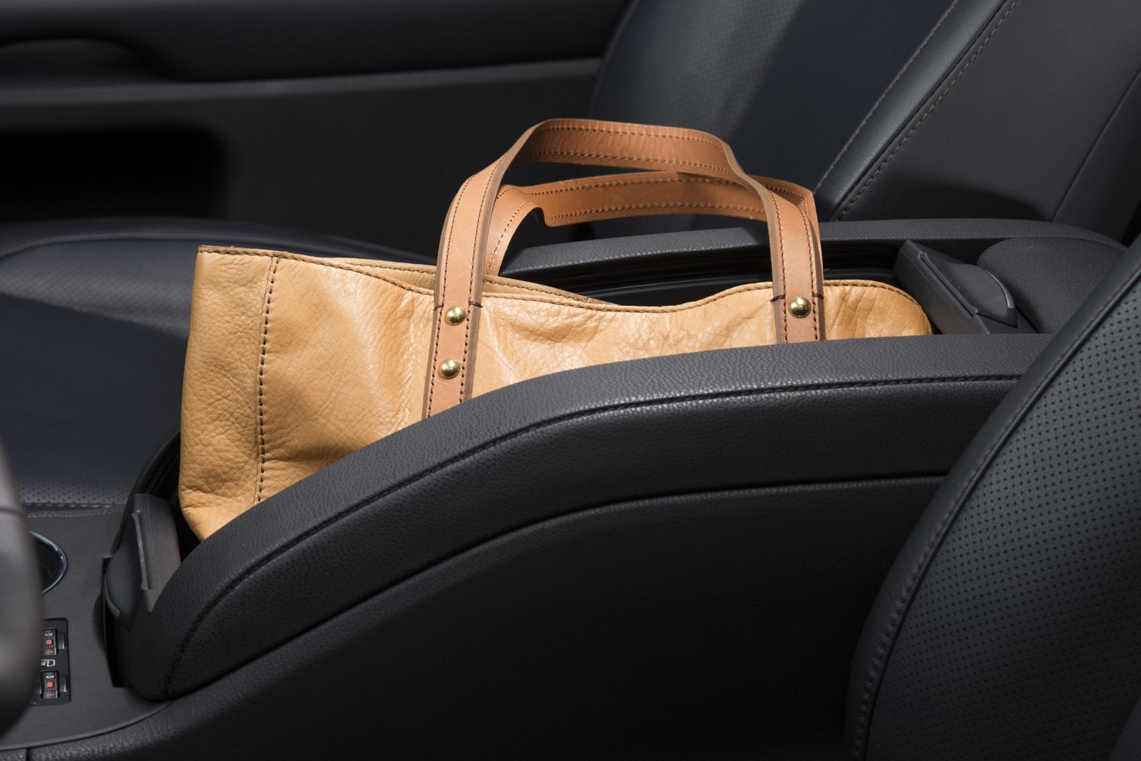 2014 Toyota Highlander interior CC