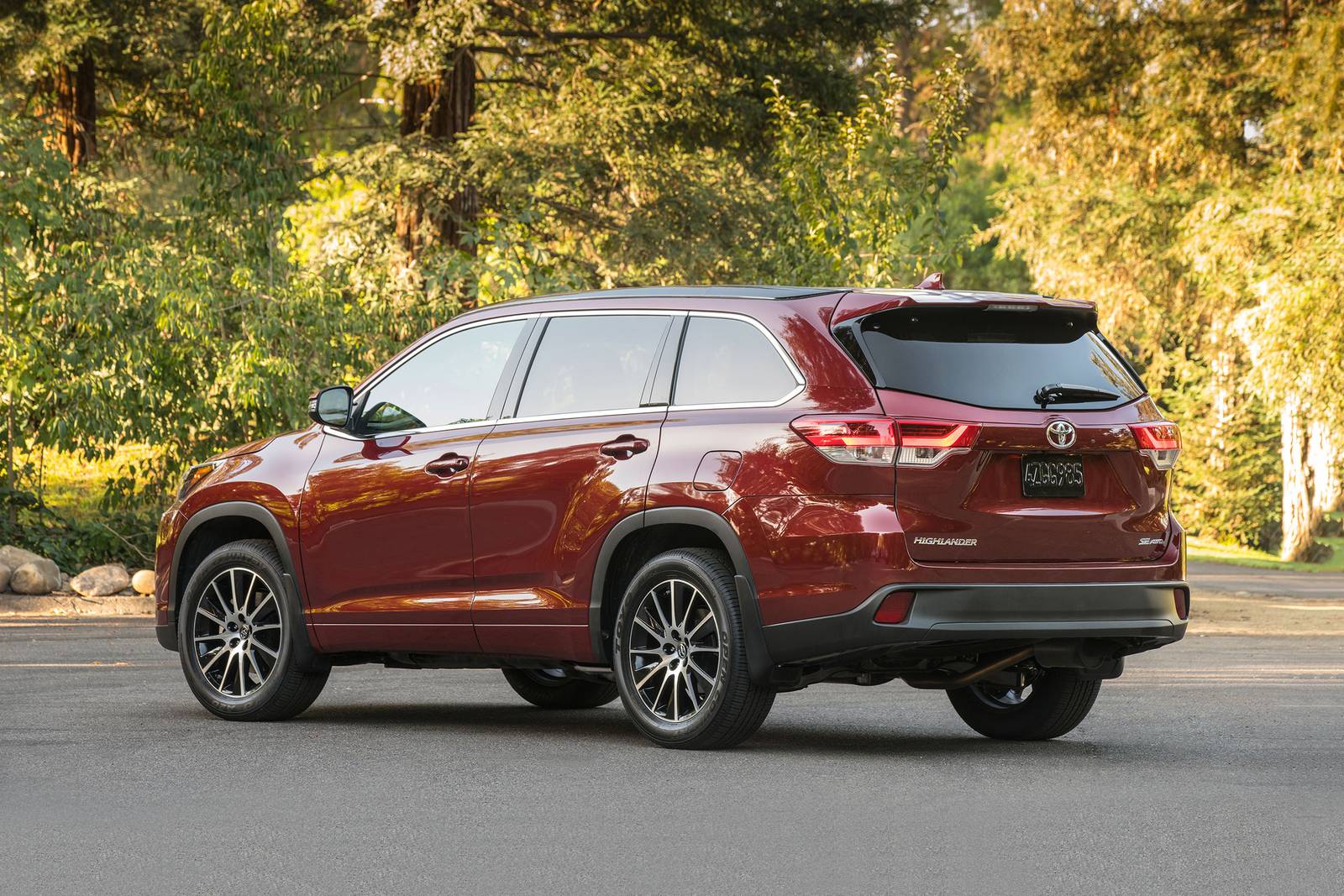 2017 Toyota Highlander exterior FQ