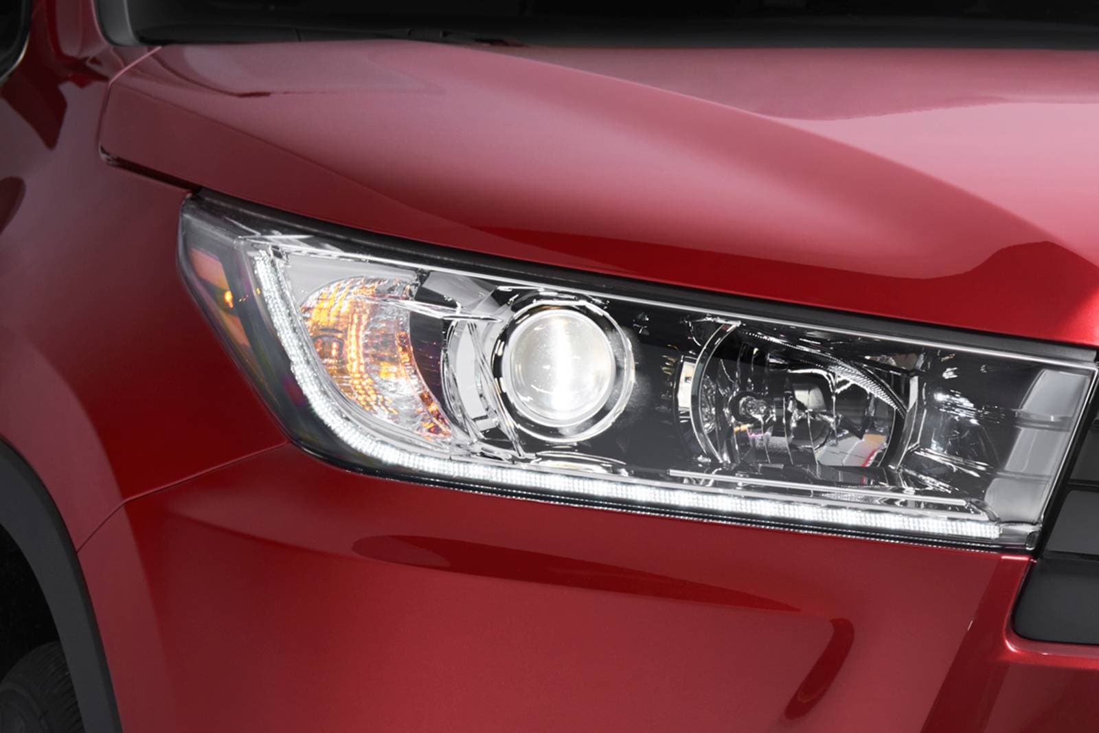 2017 Toyota Highlander exterior EDETAIL