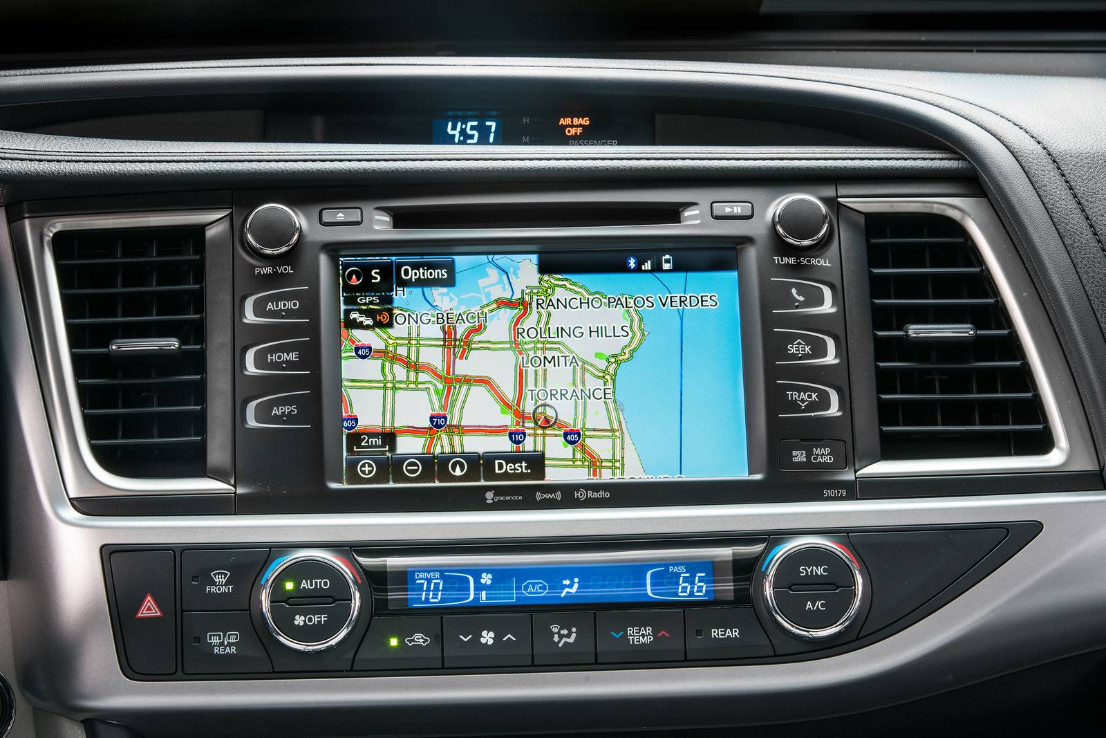 2017 Toyota Highlander interior NAVSYS