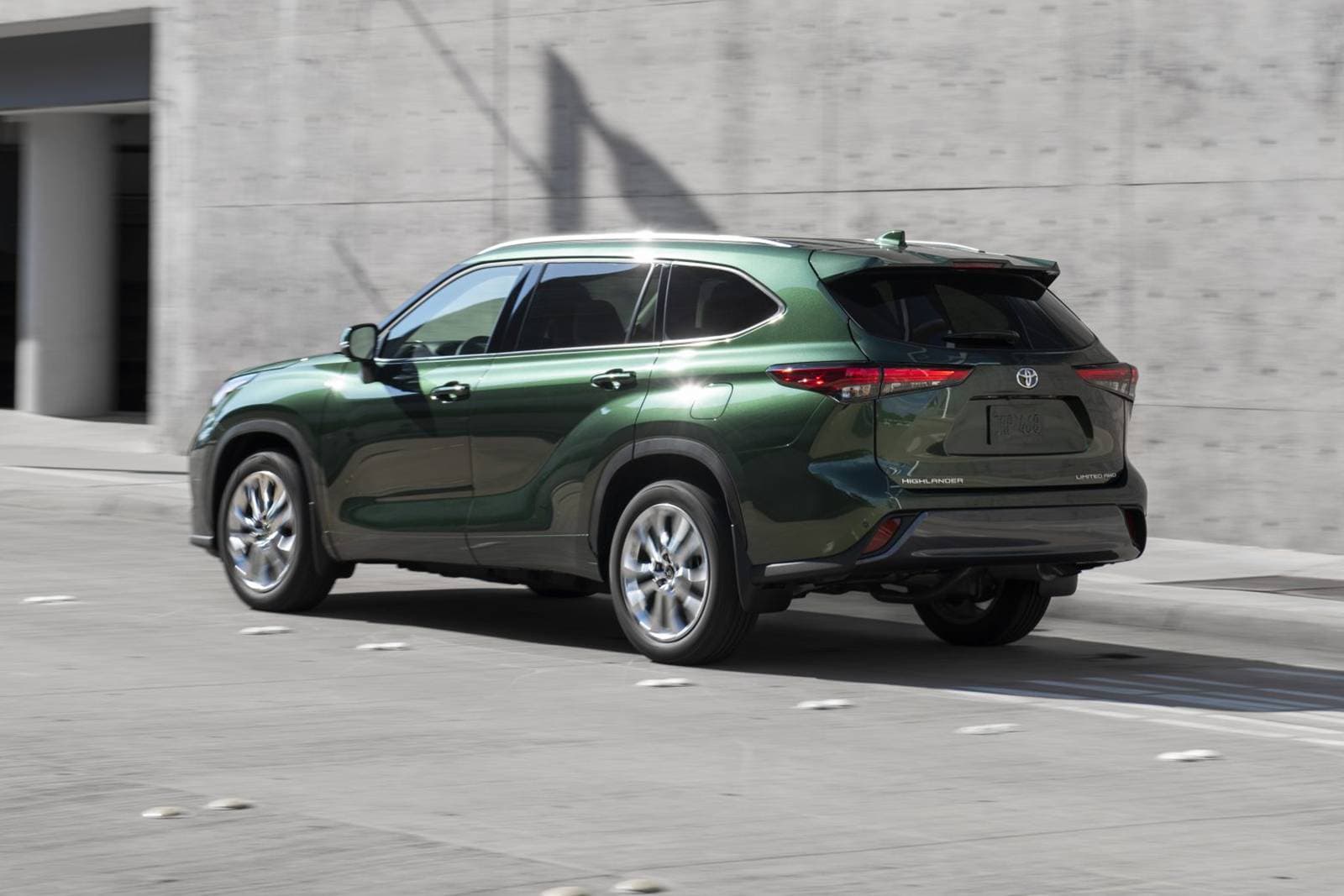 2023 Toyota Highlander exterior FQ