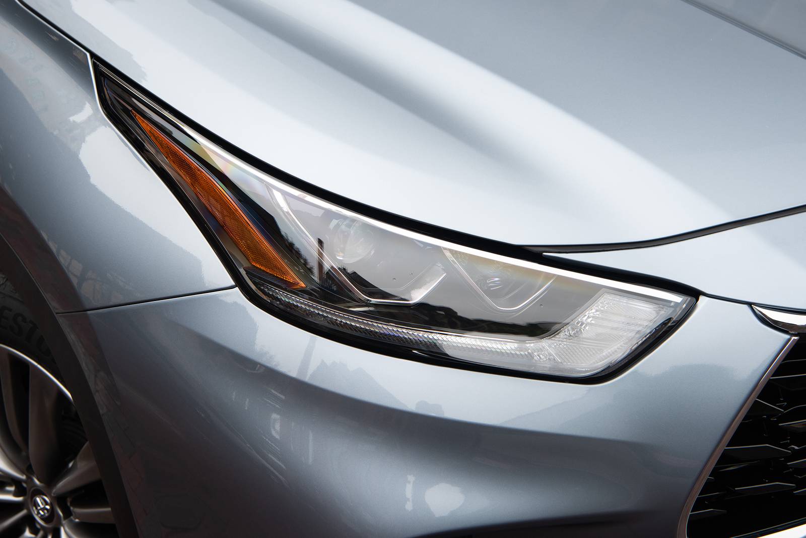 2023 Toyota Highlander exterior EDETAIL