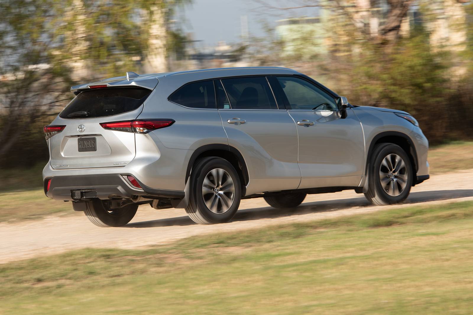 2025 Toyota Highlander exterior F